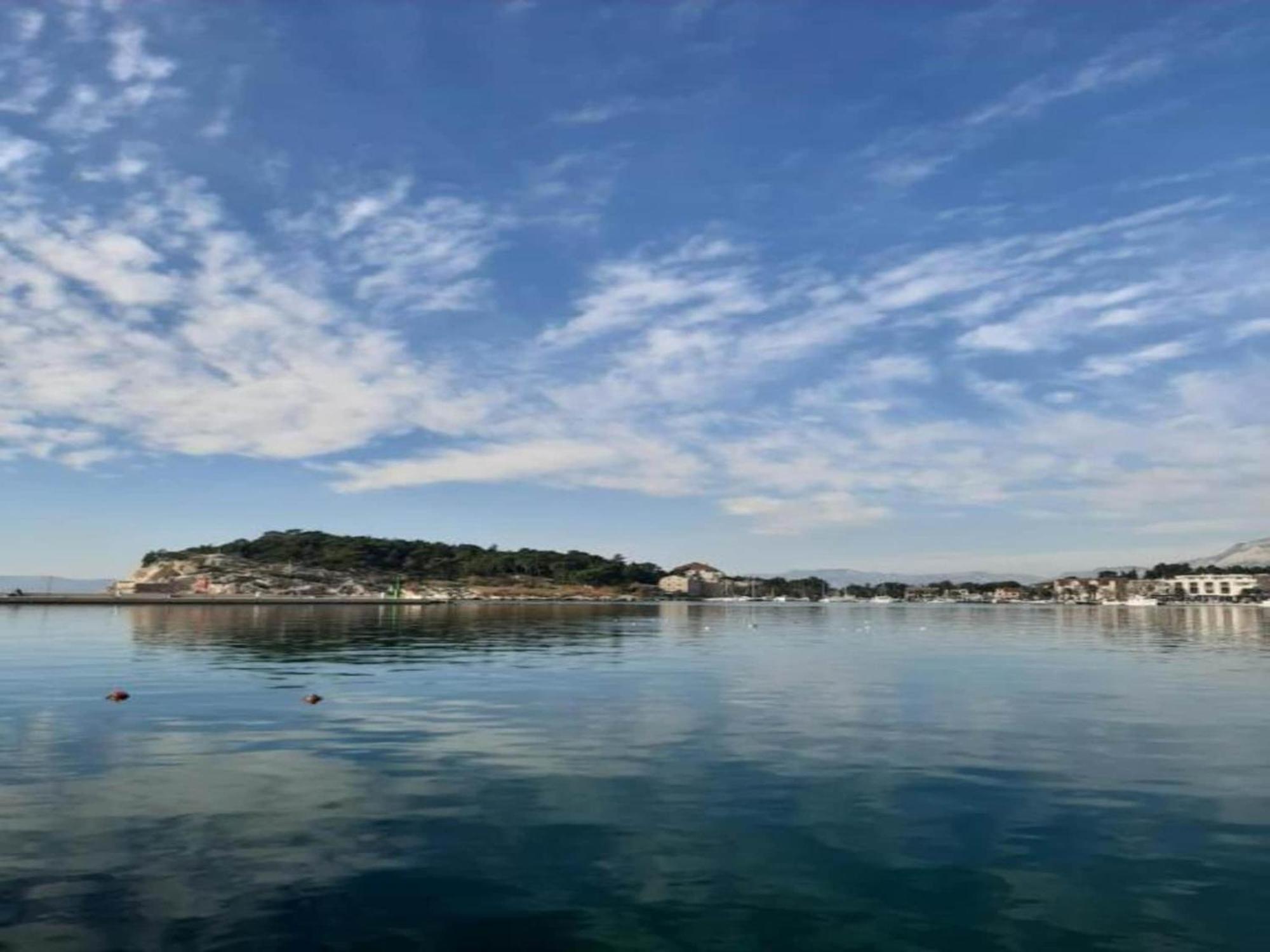Luxurious Holiday Home In Makarska With Jacuzzi Esterno foto