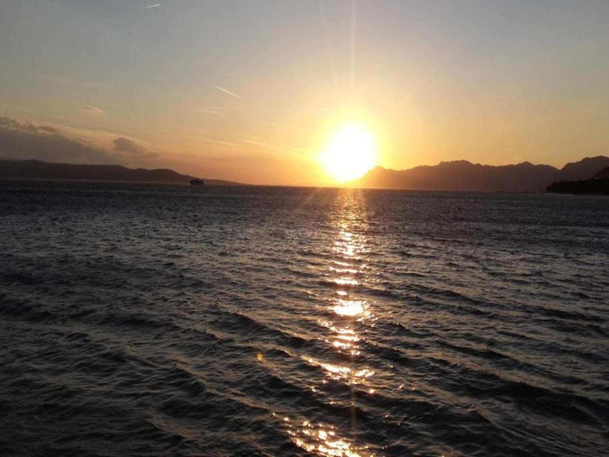 Luxurious Holiday Home In Makarska With Jacuzzi Esterno foto