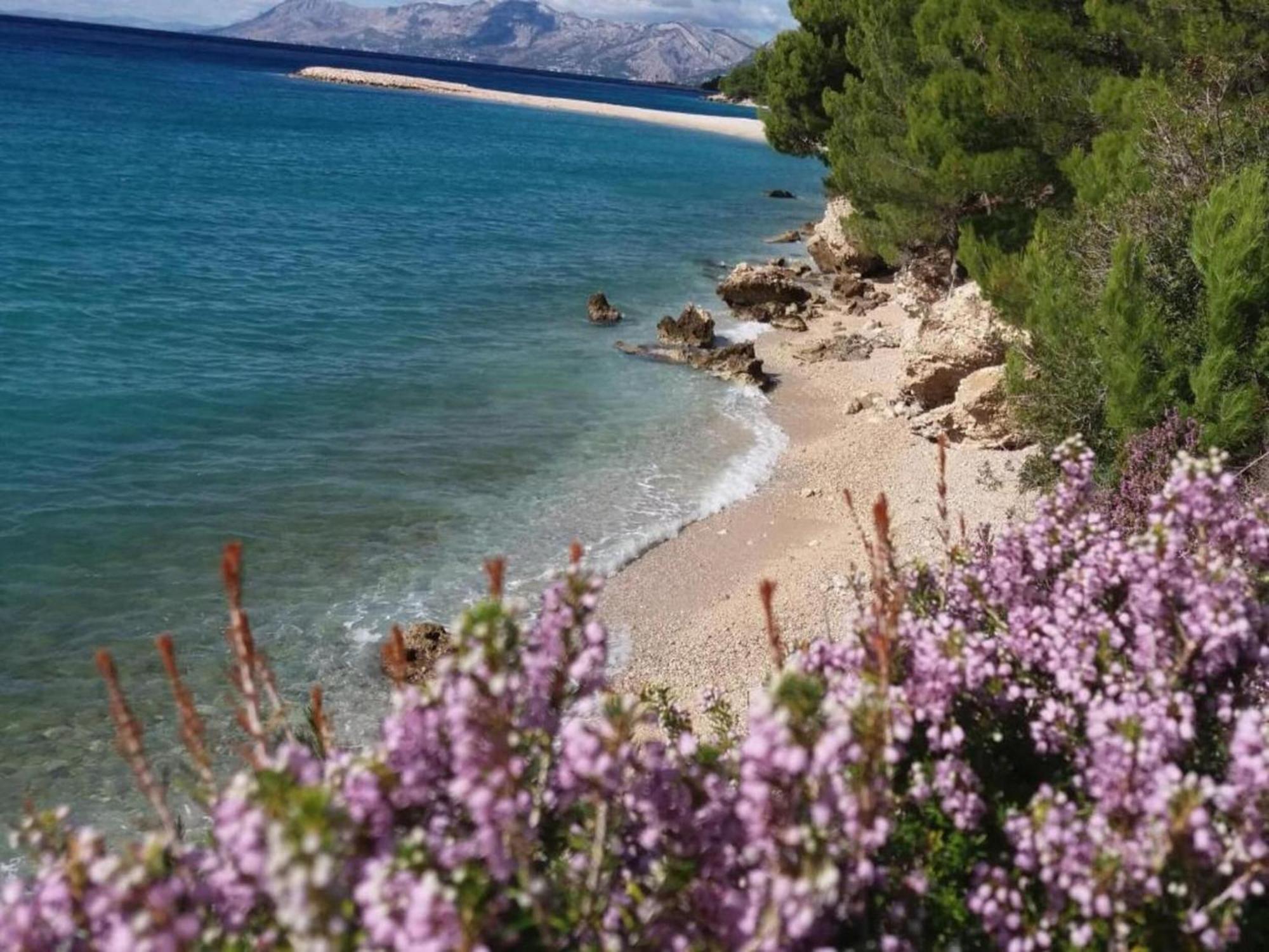 Luxurious Holiday Home In Makarska With Jacuzzi Esterno foto