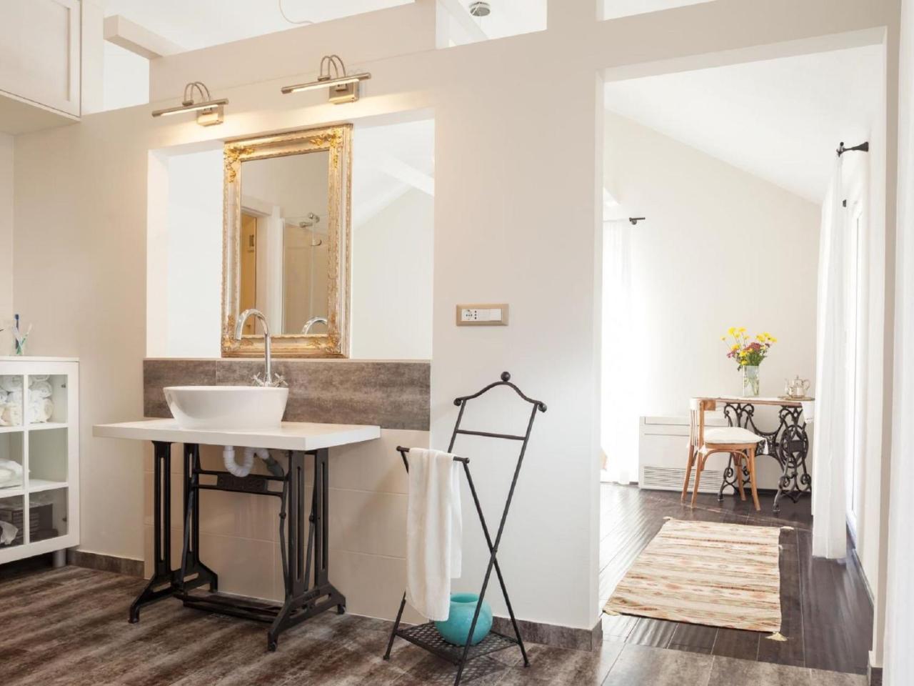 Luxurious Holiday Home In Makarska With Jacuzzi Esterno foto